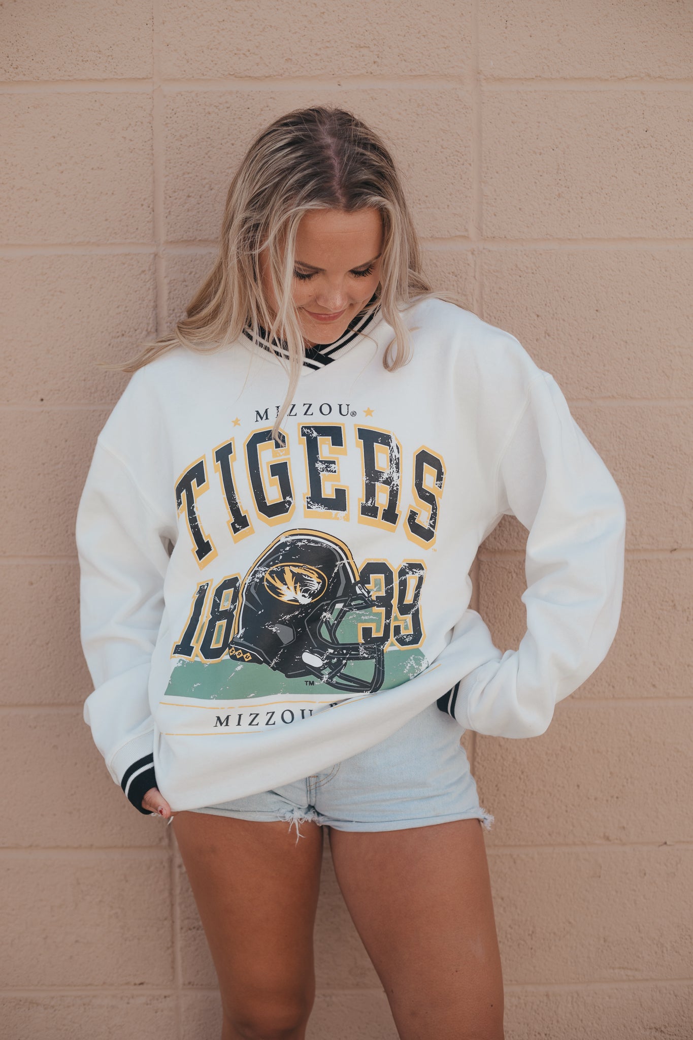 Missouri Muncie Hippie Helmet Allen Chenille Varsity V-Neck Pullover