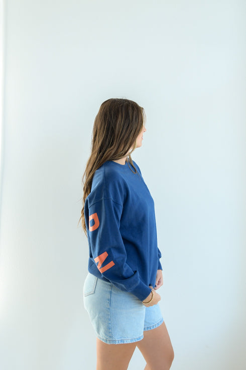 Auburn Barkley Split Lantern Sleeve Crew