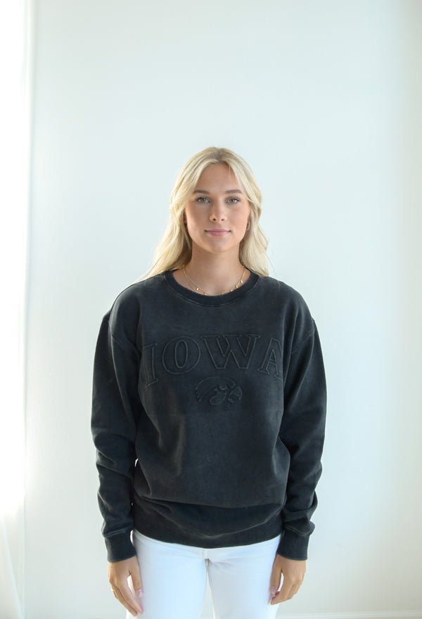 Iowa Easley Embossed Comfort Crew