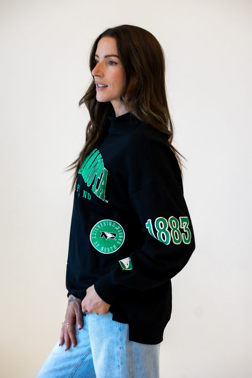 UND All Over Scatter Oversized Funnel Neck