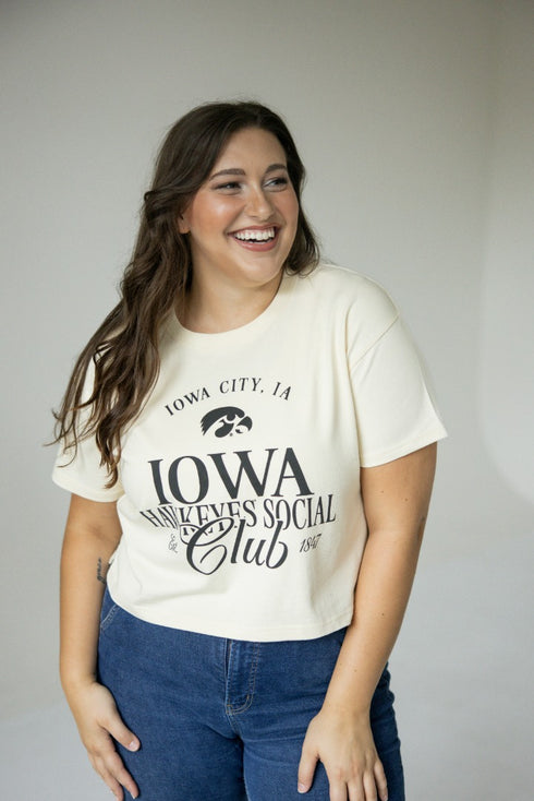 Iowa Social Club Heavyweight Crop Tee