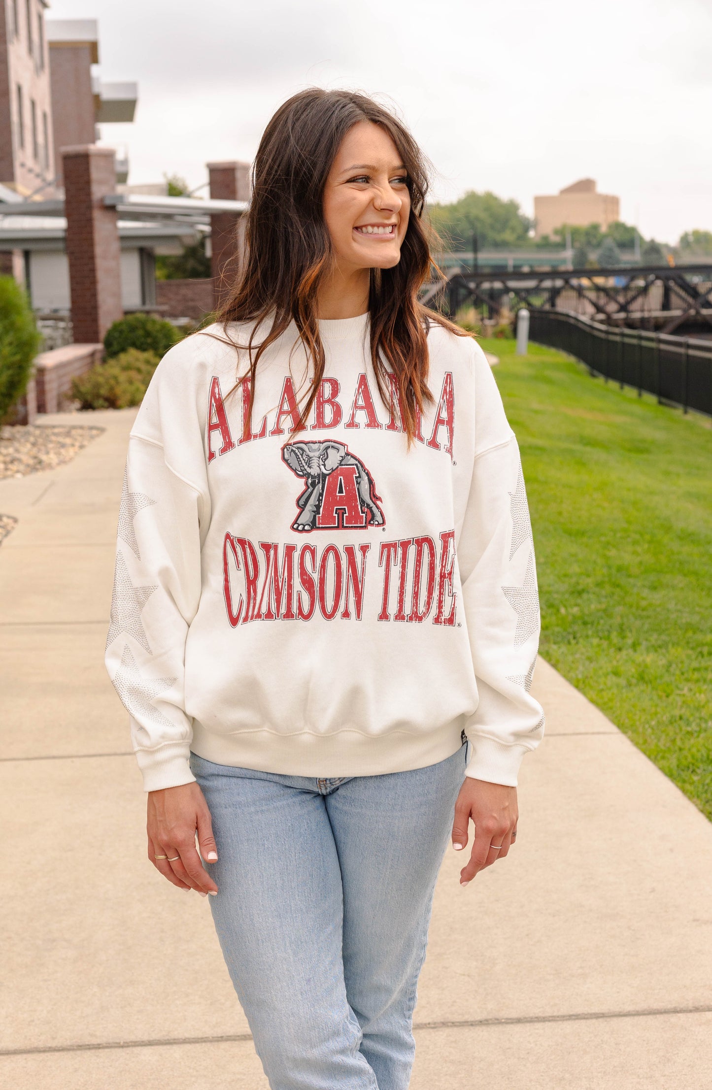 Alabama Wynn Star Sleeve White Oversized Crew