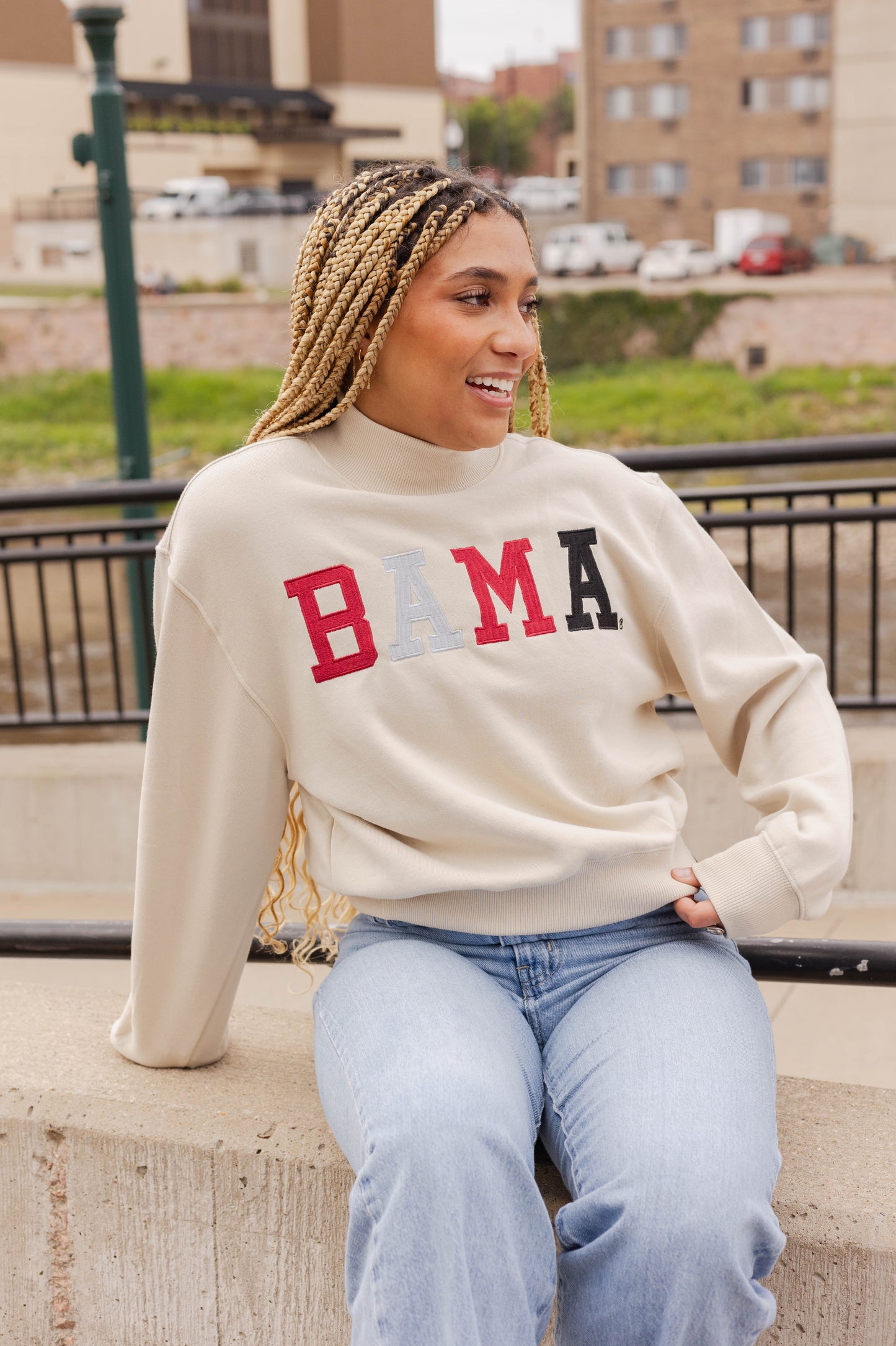 Alabama Texas Embroidery Ivory Cropped Mockneck
