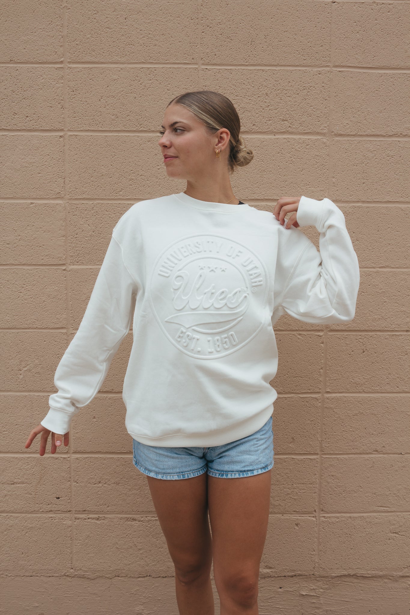 Utah Carson Circle White Fleece Crew