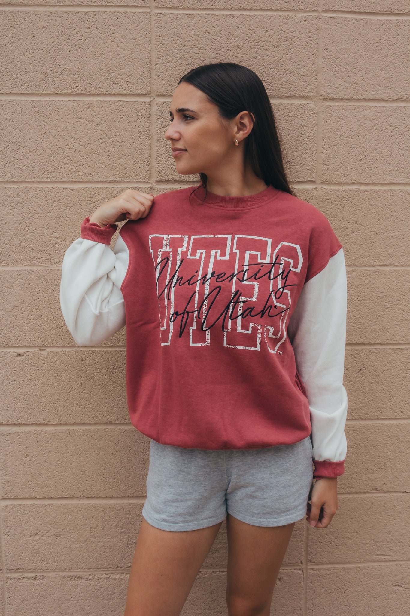 Utah Owens Oversized Outline Colorblock Crew