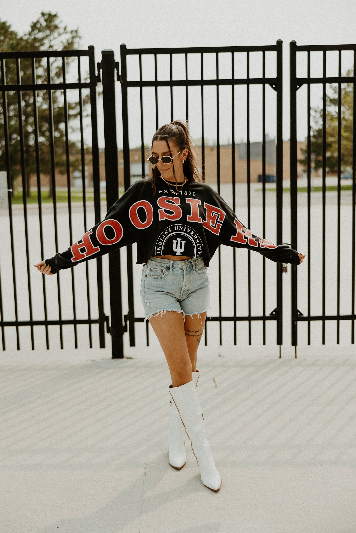 Indiana Phipps Cropped Longsleeve Crew