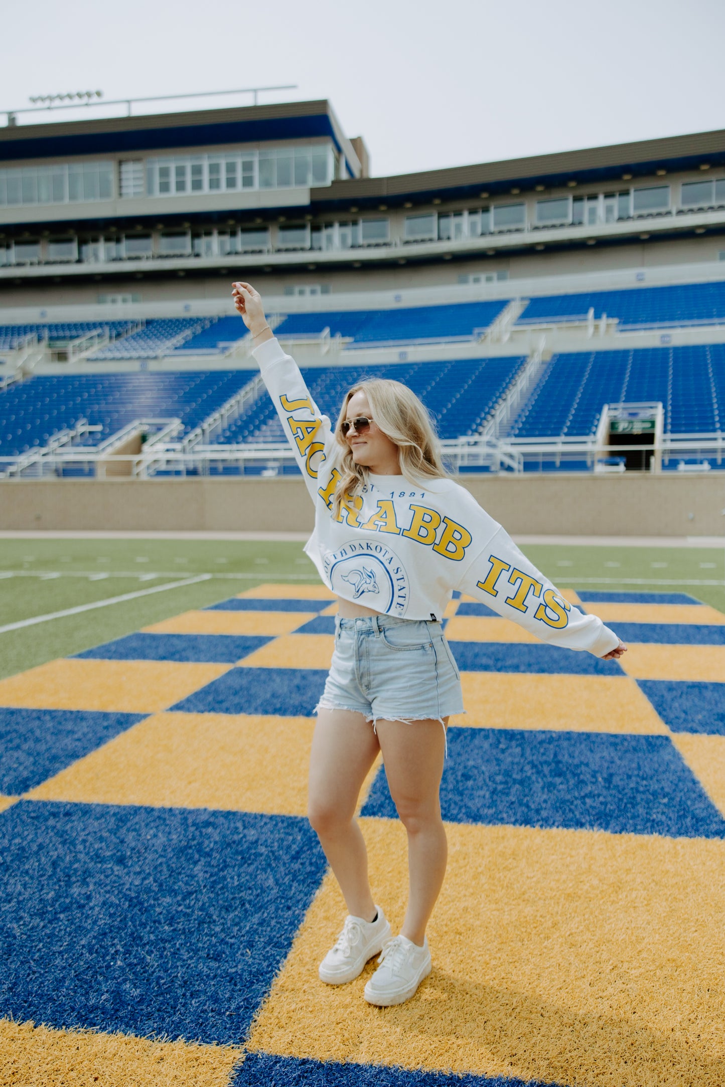 SDSU Phipps Split Sleeve Cropped Crew